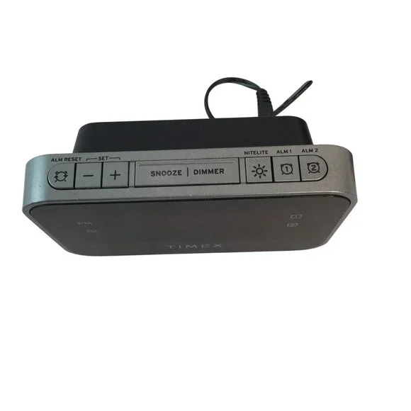 Timex T1200 Dual Alarm Clock w/USB Charging Nightlight Backup Battery Tested - Picture 4 of 8